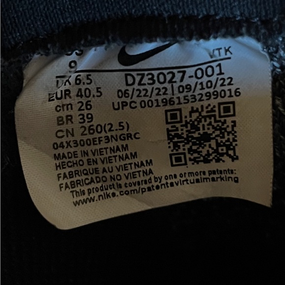 EUC CUTE WOMENS NIKE SHOES SIZE 9 - Picture 12 of 12